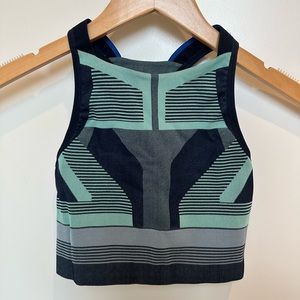 LNDR - Fitness crop top